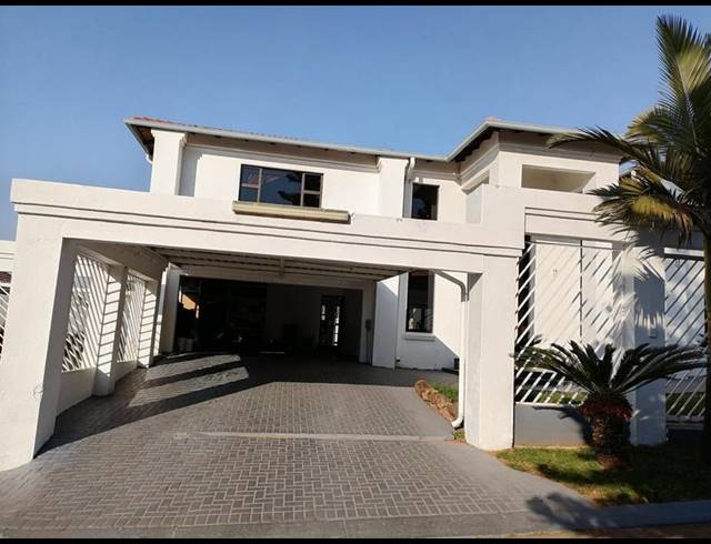 6 BEDROOM HOUSE FOR SALE IN NINAPARK